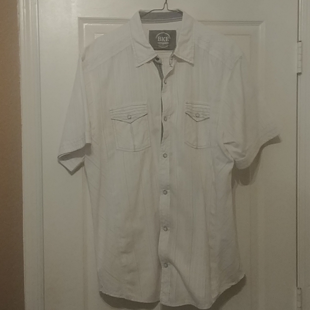 Men's Casual White Button Down Shirt